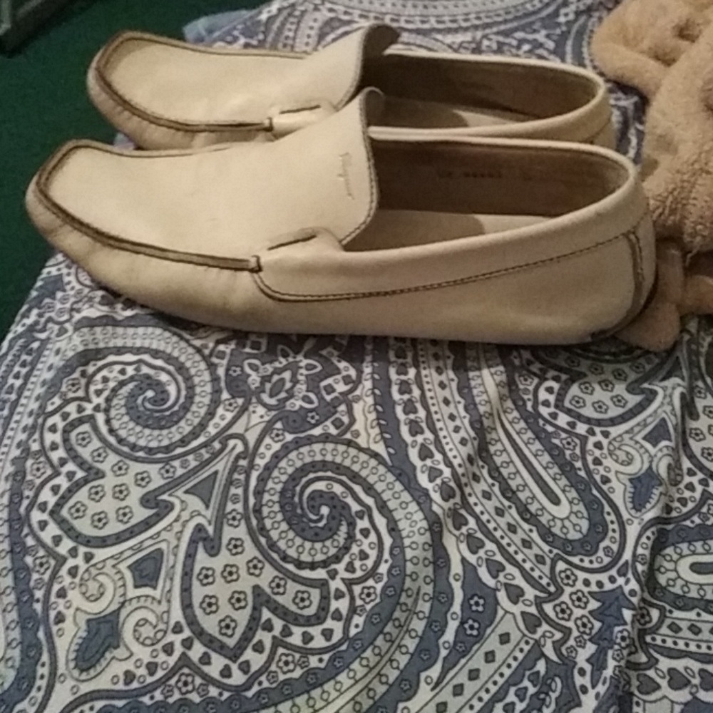 Ferragamo shoes white leather